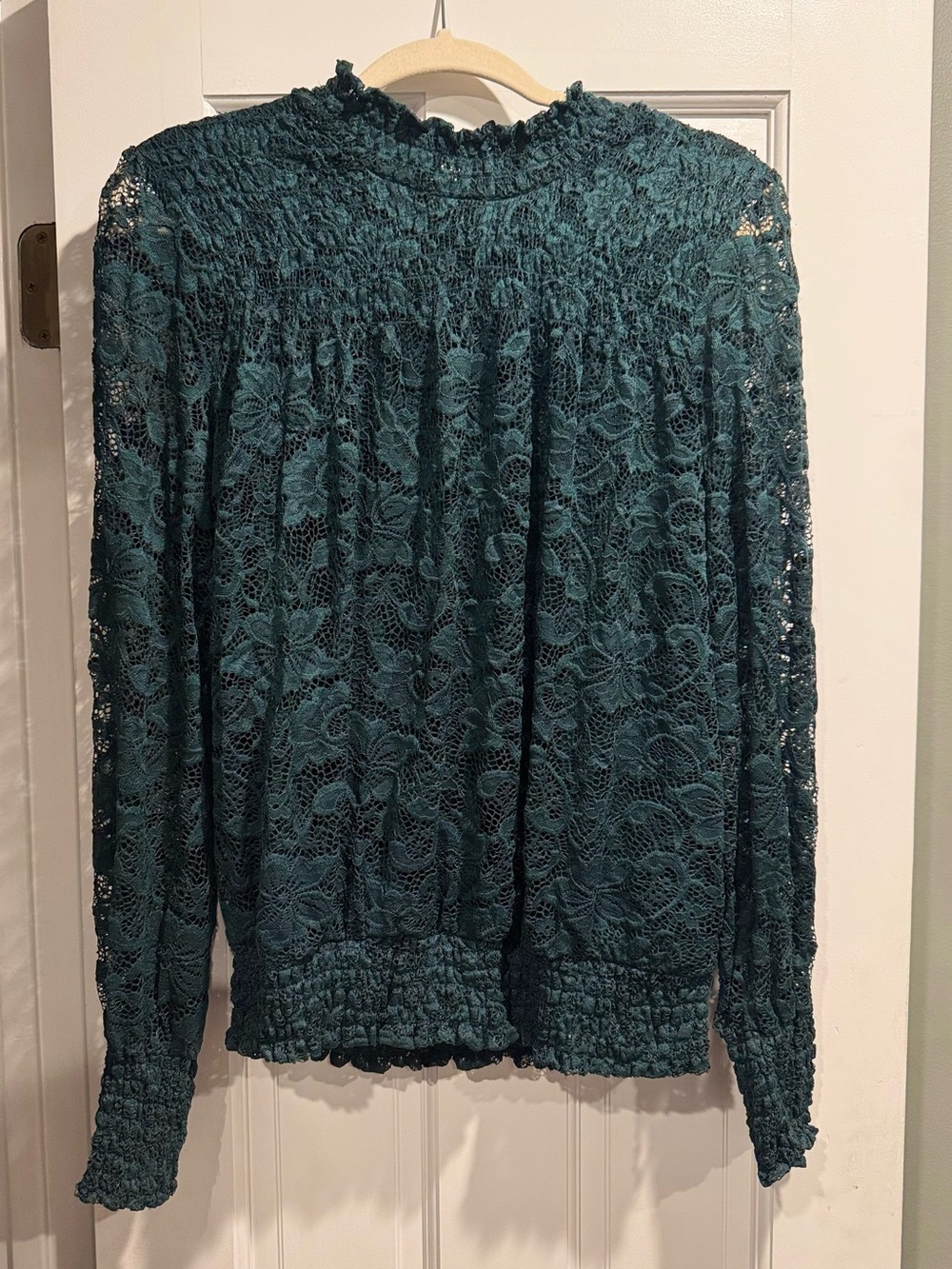 Cable & gauge Lace Smocked Long-Sleeve Top in Teal size XL